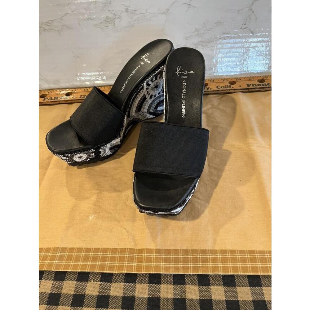 Lisa for Donald Pliner Black Beaded Sandals Sz 8 M